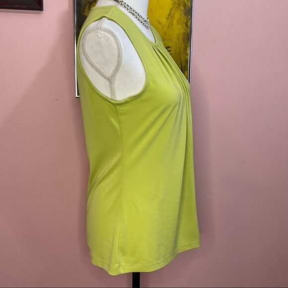 Banana Republic BR Sleeveless Chartreuse Keyhole Back Tank Top Blouse - Picture 6 of 11